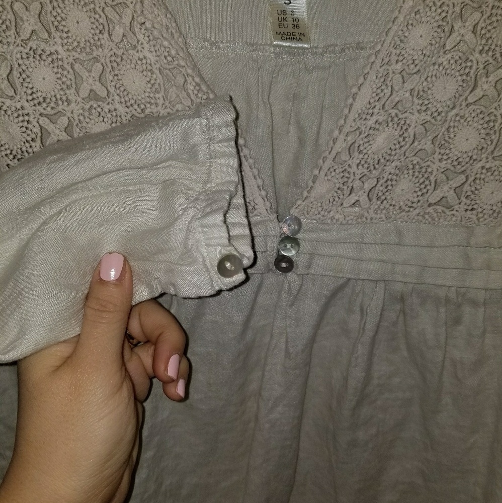 Linen blouse - Picture 6 of 8